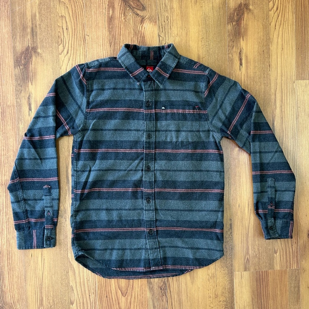 Quicksilver Boys Striped Flannel Button Up Shirt | Size Medium